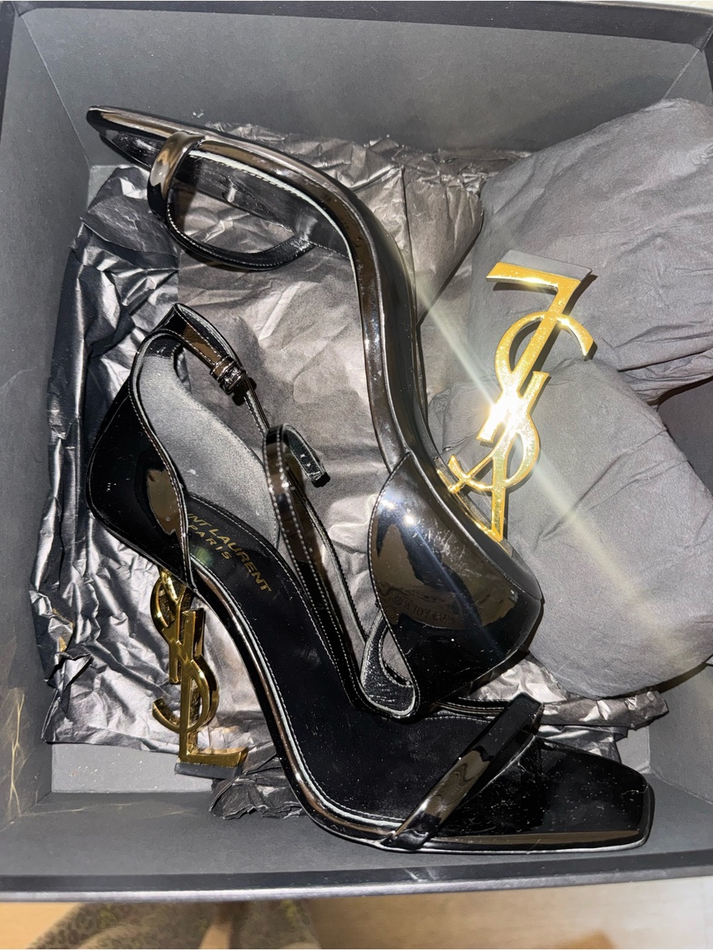AUTHENTIC YSL Black Patent / Gold Logo Heel - Picture 10 of 10